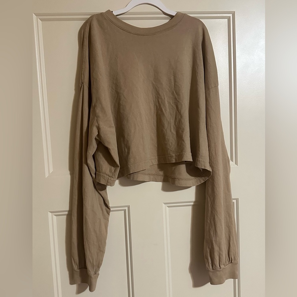 Garage long sleeve size Small
